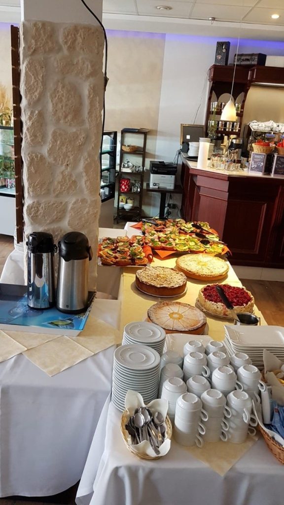 Bild der Dankstelle Loras Café Bar