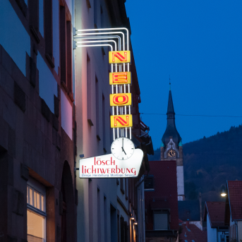 Bild oder Logo der Dankstelle Lösch Lichtwerbung