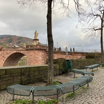 Logo der Dankstelle Alte Brücke Auffahrt
